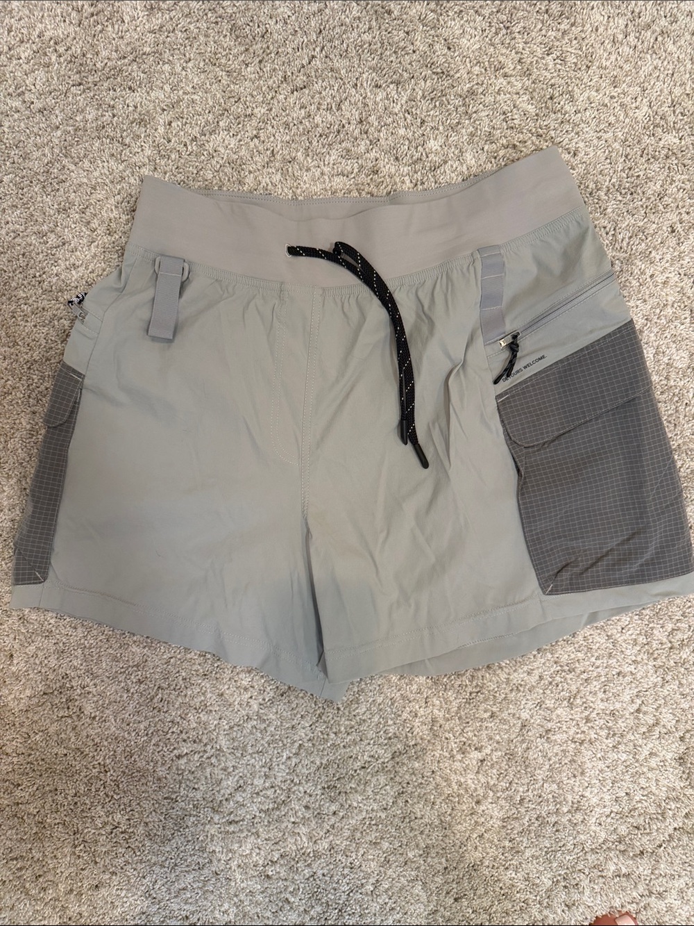 lululemon athletica Women's Light Gray Cargo Shorts with Utility Pockets